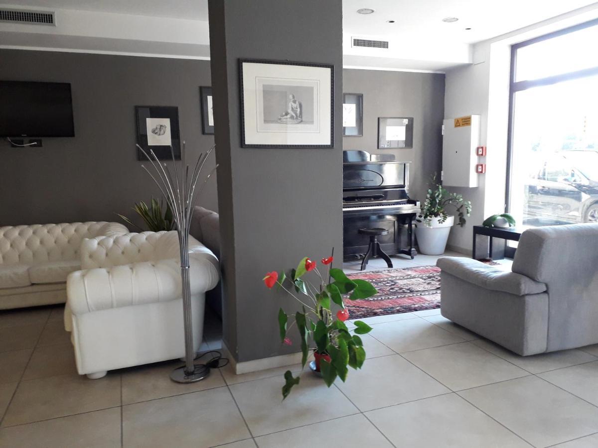 Hotel Aniene Ρώμη Εξωτερικό φωτογραφία