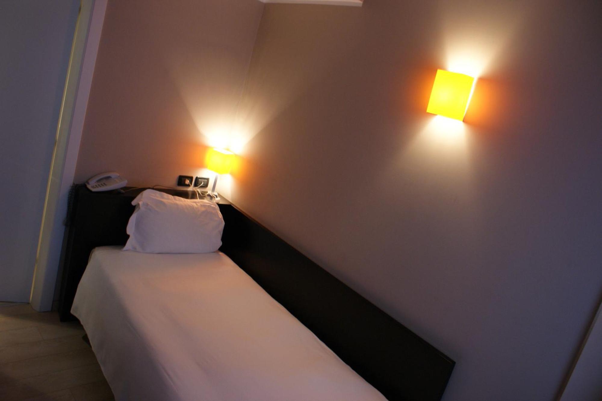 Hotel Aniene Ρώμη Εξωτερικό φωτογραφία